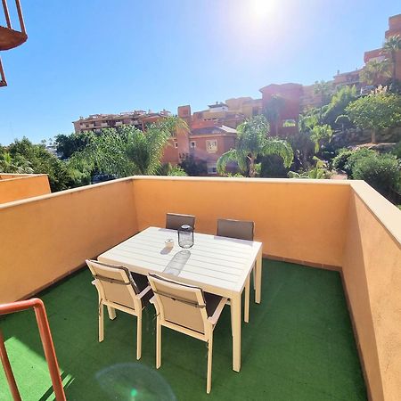 Golf & Resort Apartment In La Reserva De Marbella Eksteriør bilde